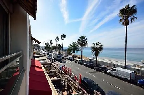 Le Panoramer Sea View شقة